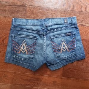 EUC Cross-stitch Crystal A-Pocket Denim Shorts